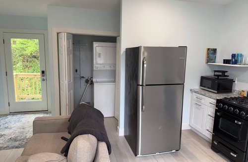 Burton Valley Apartment | Quiet Studio Apartment Near Belmont, Vandy, and Lipscomb