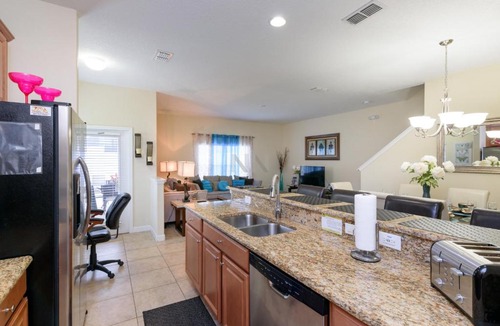West Kissimmee House | Quiet Townhome with Pool and Close to Disney World!