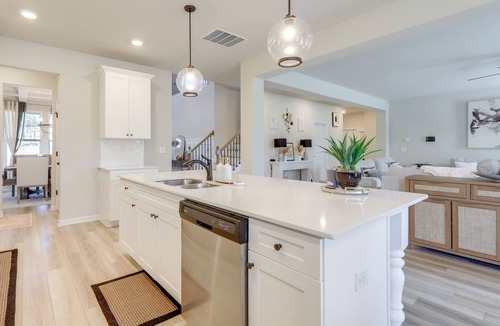 Locust Grove House | Race Days & Family Fun! Spacious Locust Grove Home