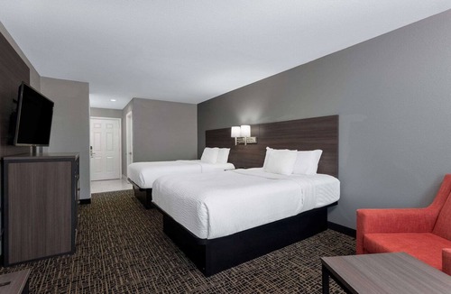 Sellersburg Hotel | Ramada by Wyndham Sellersburg/Louisville North