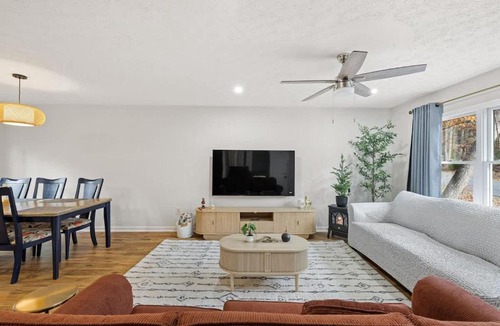 Massanutten House | Red Fox Den - Luxurious home 10 guests 5 beds in Massanutten
