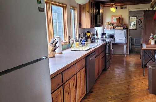 Milford Cabin | Red Fox Ridge Cabin Retreat - No Cleaning Fee. Relax and unwind