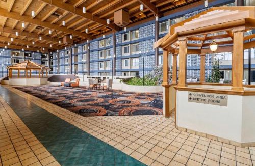 Charlotte Hotel | Red Lion Hotel Charlotte