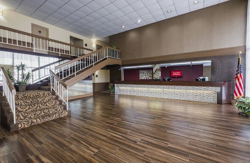 Meridian Hotel | Red Roof Inn Meridian