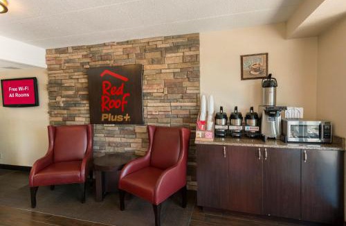 The Hill Hotel | Red Roof Inn PLUS+ St. Louis - Forest Park/Hampton Ave.