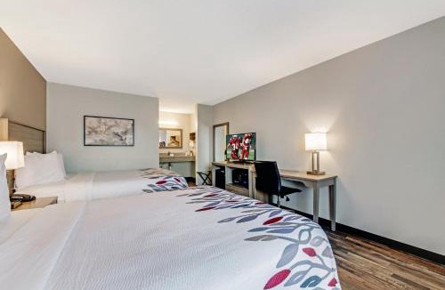 Wilkesboro Hotel | Red Roof Inn & Suites Wilkesboro