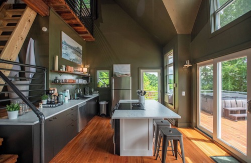Celo Cabin | Redstone Cottage - Luxury Estate w/Stunning Views