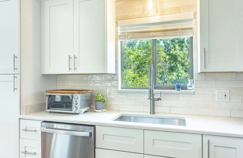 Alligator Point House | Relax and Recharge in this gorgeous, completely remodeled bayshore beauty!