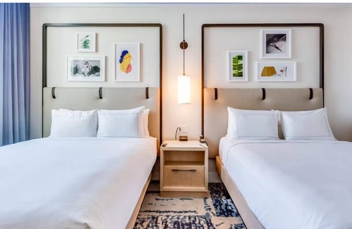 Ojus Hotel | Relax and Recharge in Miami! Rooftop Pool, Pet-friendly Property!