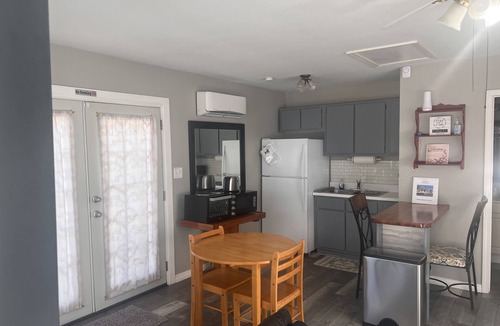 Long Beach Cottage | Relax by the Gulf Coast, just 8 mins from Gulfport Beach