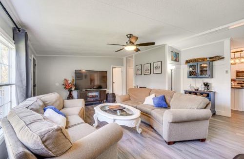 Decatur House | Relax Fireside! Retreat Near Chickamauga Lake