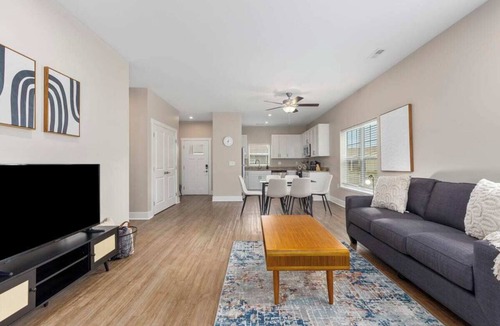 Grandville Condo | Relax in Comfort! 2BR Condo Close to Grand Rapids