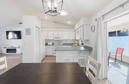 Englewood East House | Relaxing Coastal Home with Pool in Englewood! Minutes to Beaches!