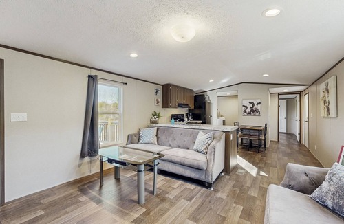 Hendersonville House | Relaxing farm setting, enjoy live animals from the porch with W/D, & AC