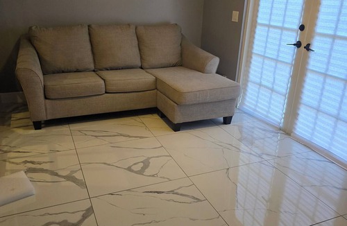 Poinsettia Heights House | Relaxing private entrance suite in pool home