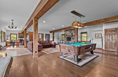 Galloway House | Relaxing property on a quiet road! Leave the hustle and bustle behind!