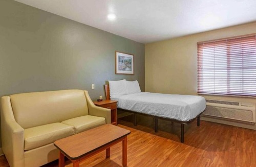 Pelham Apartment | Relaxing Studio 6 Pelham|1 Full Bed, Nsmk|Kitchen