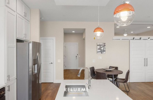 Fourth Ward Condo | Reluxme | Lux 3BR Condo w/Skyline View + Stadiums