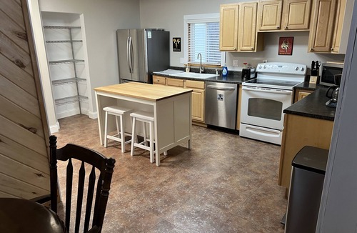Indian River Cottage | Remodeled Vacation Cottage - Downtown Indian River