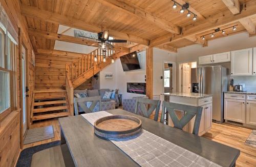 Purlear House | Remote Mountain Escape with Hot Tub and 122 Acres!