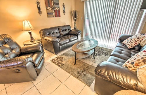 Pensacola Beach Condo | Renovated Pensacola Beach Condo w/ Community Pool!