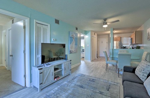 Palmetto Dunes Apartment | Resort Condo with Pool and Tennis Less Than 1 Mile to Beach!