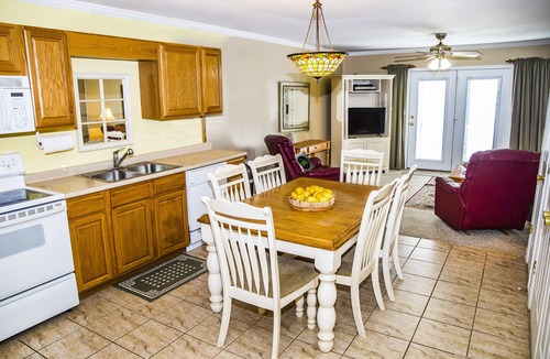 Crossville Condo | 🌄Resort Vacations at Fairfield Glade TN Gorgeous Lake Front Two Bedroom Condo