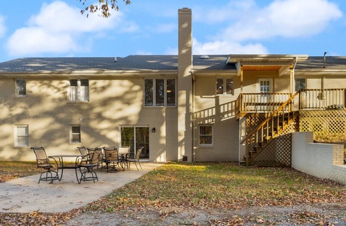 Windsor House | Retreat House Lower Level with 3-bedrooms in Nancy w/AC
