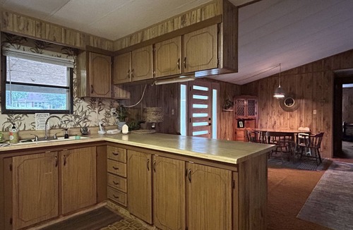 Newton House | Retro Cottage Farmstay Mid-term Comfort for Family Relocations/Professionals