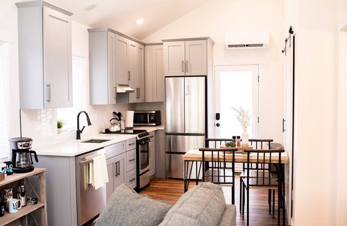 Glen Arbor Cottage | Ridge Way - Walk to Glen Arbor - Pet-Friendly - Close to Sleeping Bear Dunes
