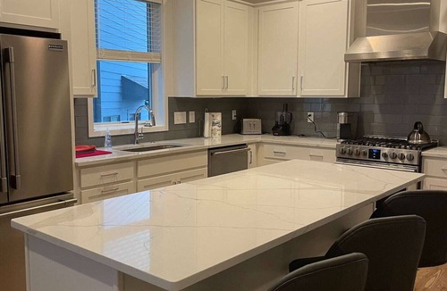 Katie Hill Neighborhood House | River and Downtown Views at East Nashville