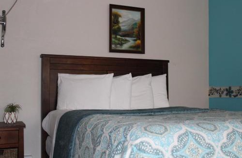 Wisconsin Dells Hotel | River Road Motel
