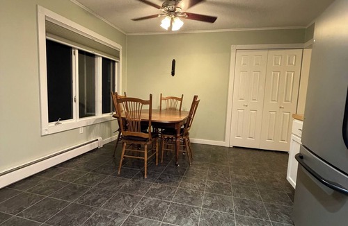 Paris House | Riverfront escape at Q’s River Place, a 3 bedroom year round getaway