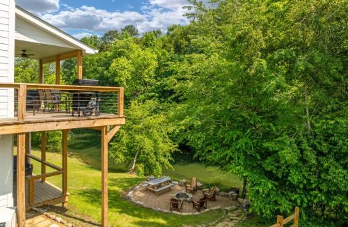 Bluff City House | Riverfront Fishing, Firepit, Only 4 Miles to the Speedway