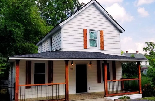 Columbia House | Rivers Edge: Spacious, Riverwalk, Close to USC, Ft Jackson, all area Hospitals