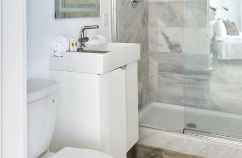 Faubourg Marigny Apartment | Roami at The Mandeville