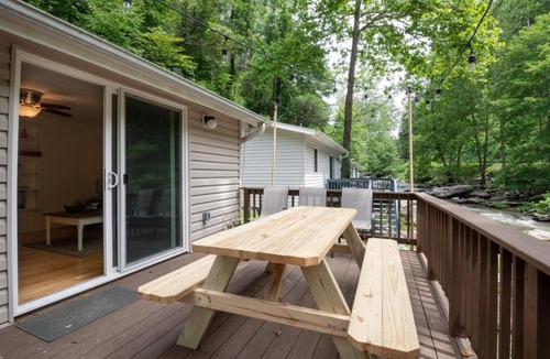 Bat Cave House | Rocky River Retreat