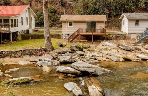 Bat Cave House | Rocky River Retreat