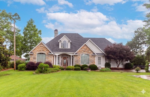 Centre House | Rocky's Lake House, Exotic Home, Lake Front, deep water