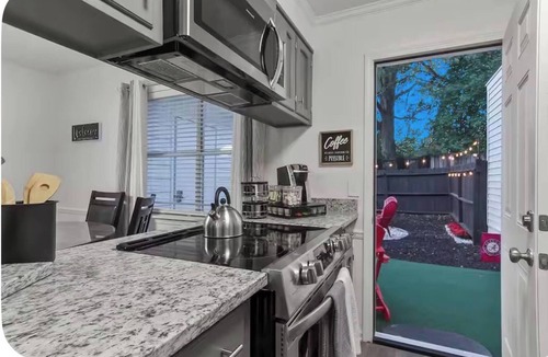 Tuscaloosa House | Roll tide dreams for 6