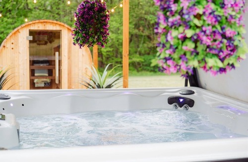 Laurelville House | Rolling Ridge | Pets, Sauna, HeatedPool, GameRoom, Sleeps 23, Theater, & More