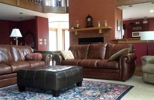 Fairview  Highland County Cabin | Romantic Room Rental on a Lovely Farm near Hillsboro, Ohio