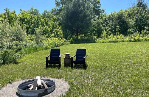 Boyne Falls RV Rental | Romantic Stargazing Retreat: Bell Tent for Couples in Michigan's Dream Destination