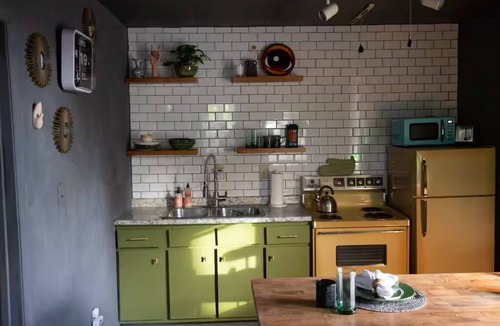 Alton House | Romantic Tiny Home in Alton, IL