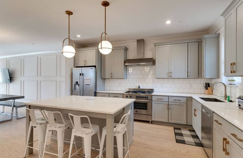 Edgehill House | Rooftop Fun! Walk to the Gulch/12st S nr Broadway!