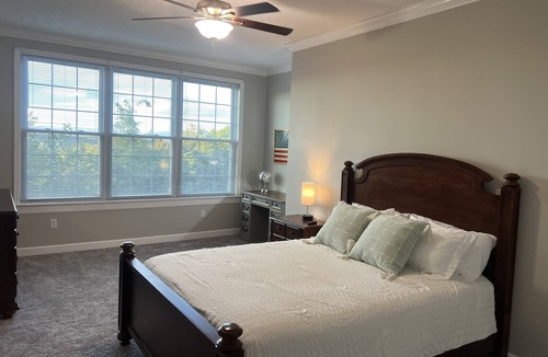 Kingston Condo | Roomy Condo overlooking Watts Bar Lake and downtown Kingston