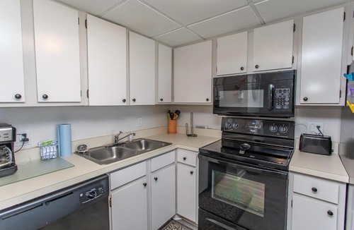 Garden City Apartment | ROYAL GARDEN RESORT603, condo