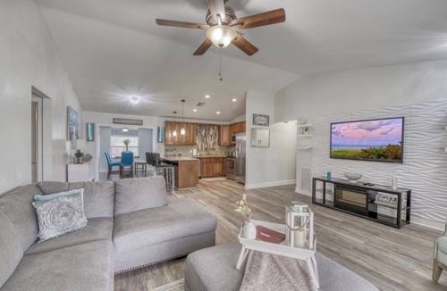 Royal Palm Beach House | Royal Palm 4BR Oasis- Tranquil Patio, Prime Location