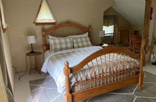 Jefferson House | Rushing Stone Cottage