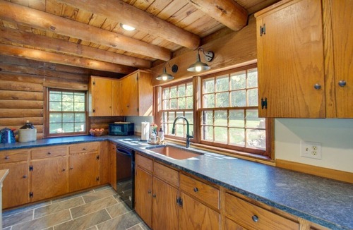 Ruckersville Cabin | Rustic Log Cabin on 3 Acres w Fire Pit